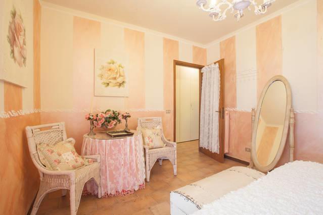 Relais De La Place Appartement Desenzano del Garda Kamer foto